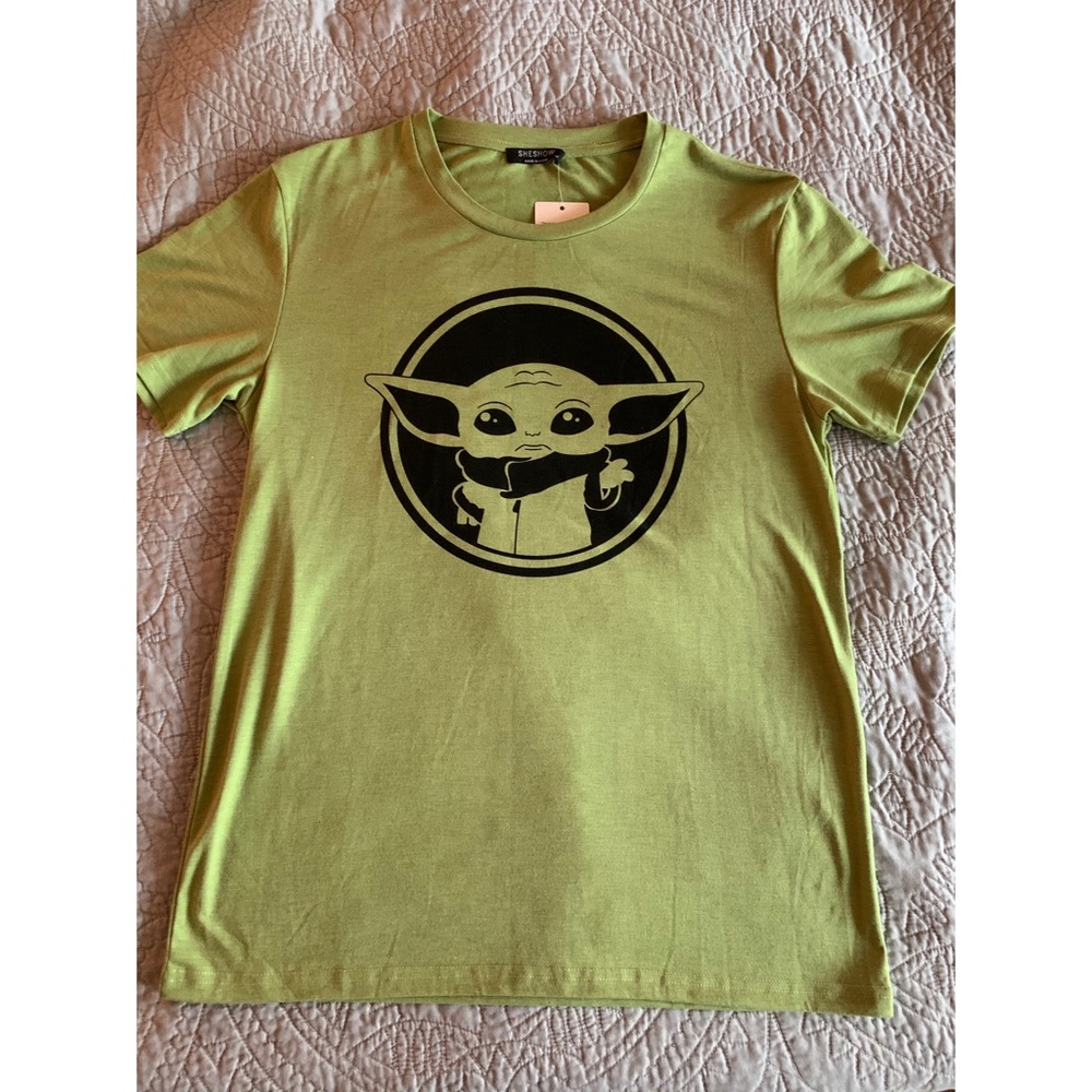 Baby Yoda Tshirt